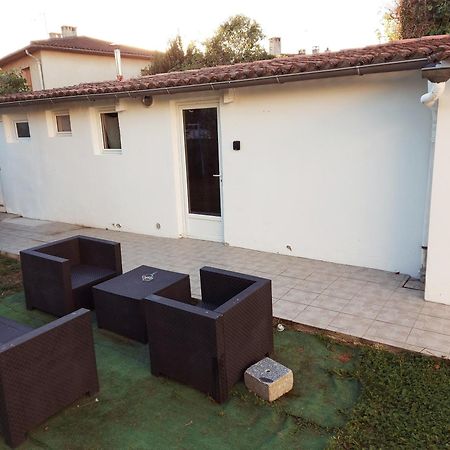 Studio Au Calme Wifi 600M Centre Ville Parking Gratuit Devant Castres  Exterior photo